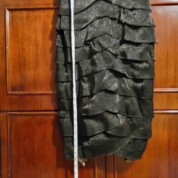 Sangria Black Lace Embroidered Sleeveless Tiered Sheath Bodycon V-Neck Size 4 - Picture 3 of 9